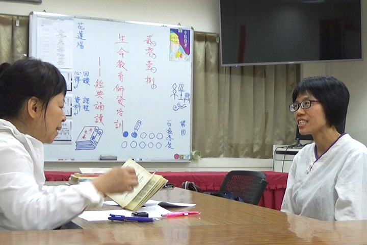 羅婉毓（圖右）透由背書不斷突破自我